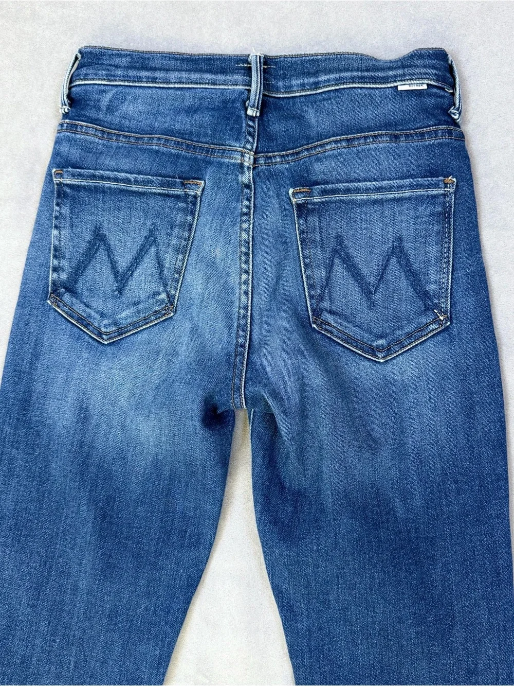 MOTHER The Insider Crop Step Fray Jeans Sweet And Sassy Size 27